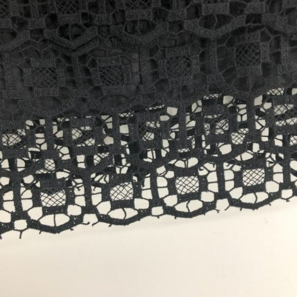 Jenni Kayne lace black crochet pencil skirt in XS - Picture 6 of 7